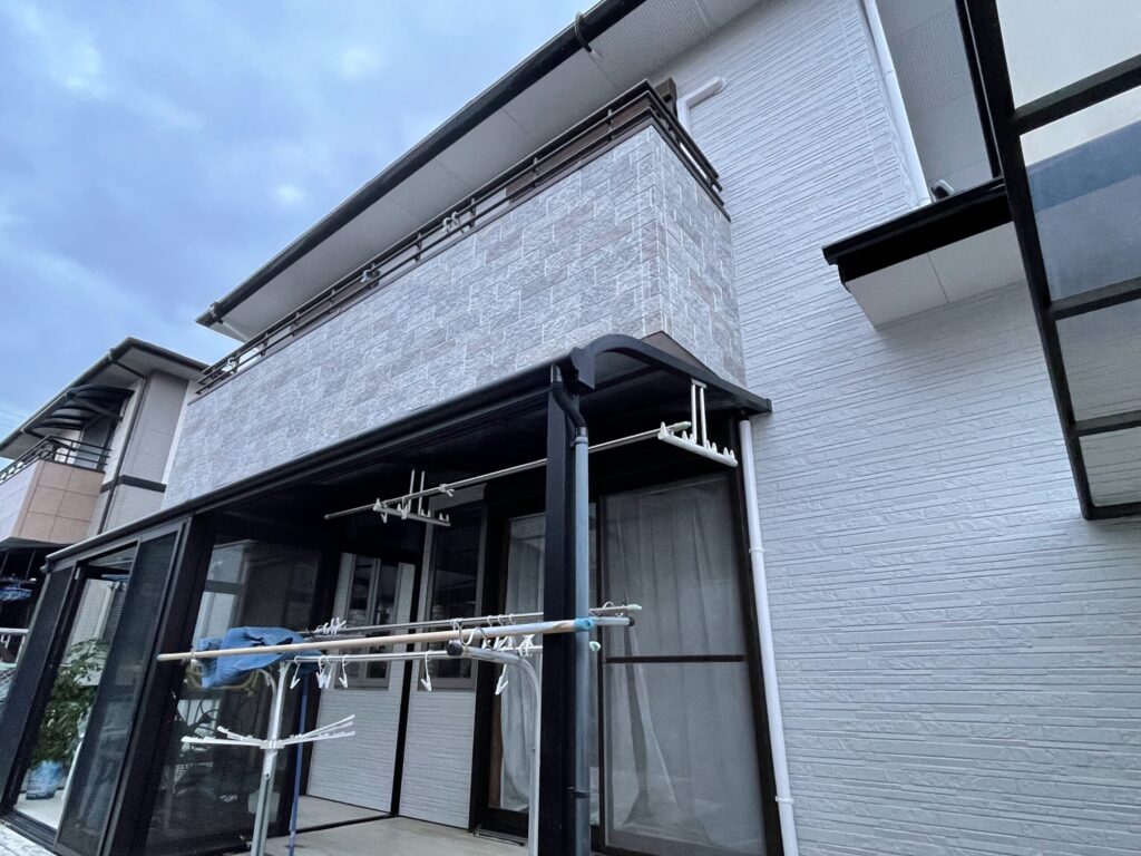 外壁塗装完成後の戸建住宅